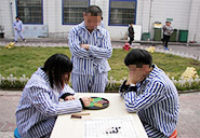 患者下棋